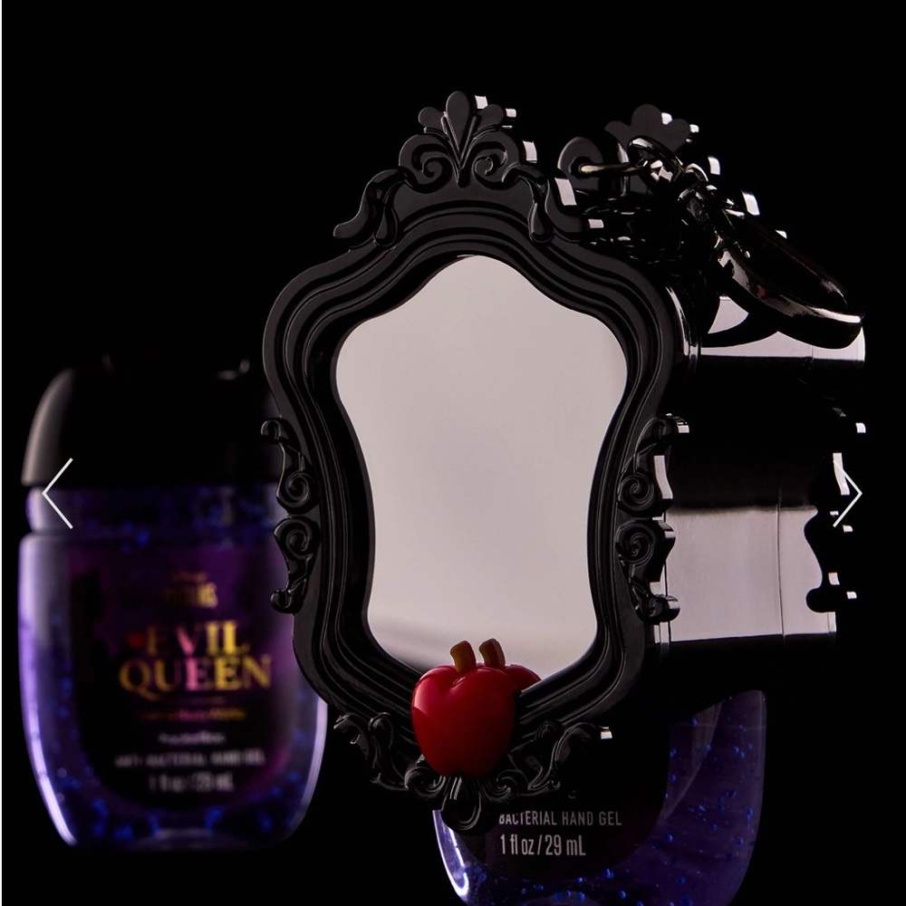 Bath & Body Works Evil Queen Mirror Light-Up
PocketBac Holder